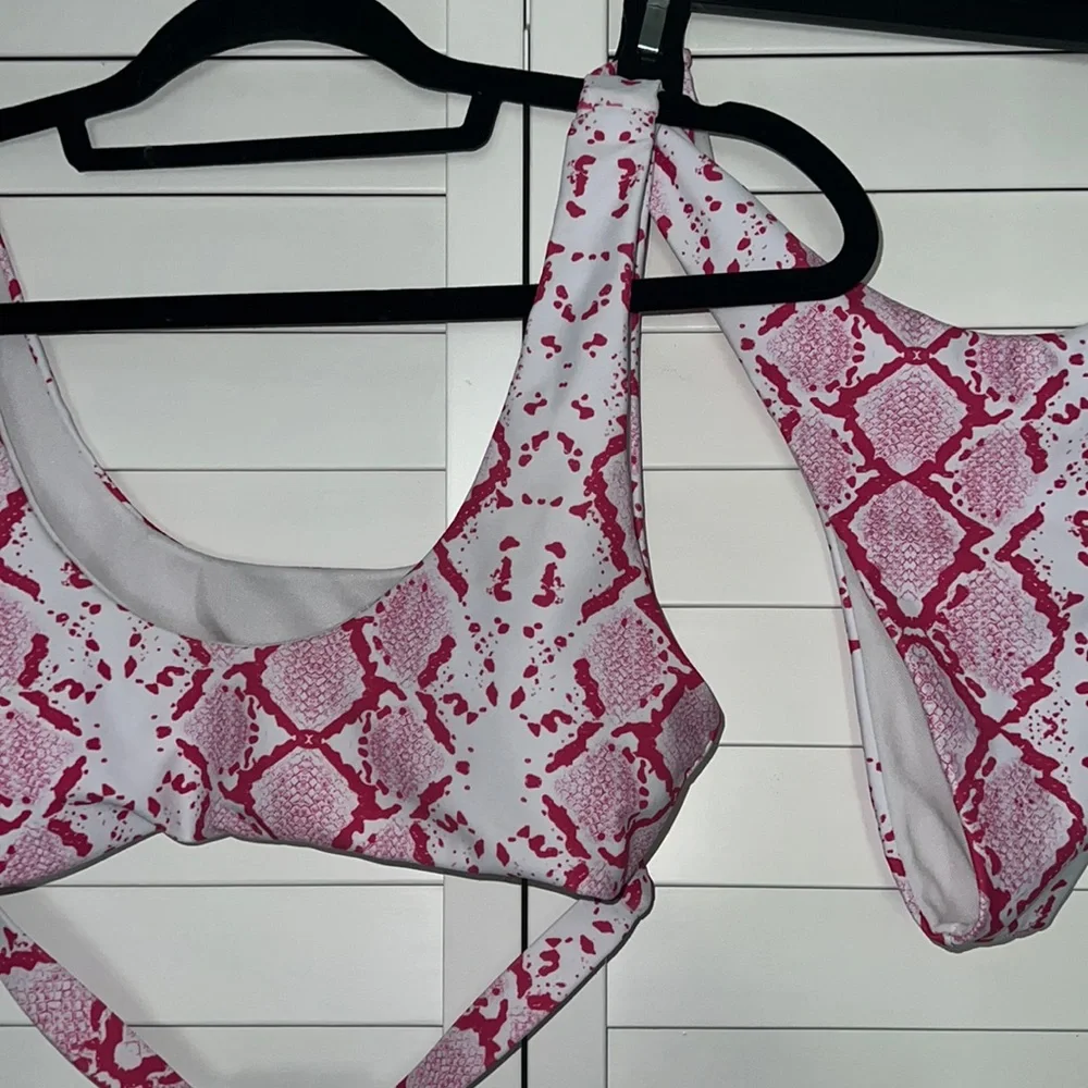 Shein - Picture 2 of 4